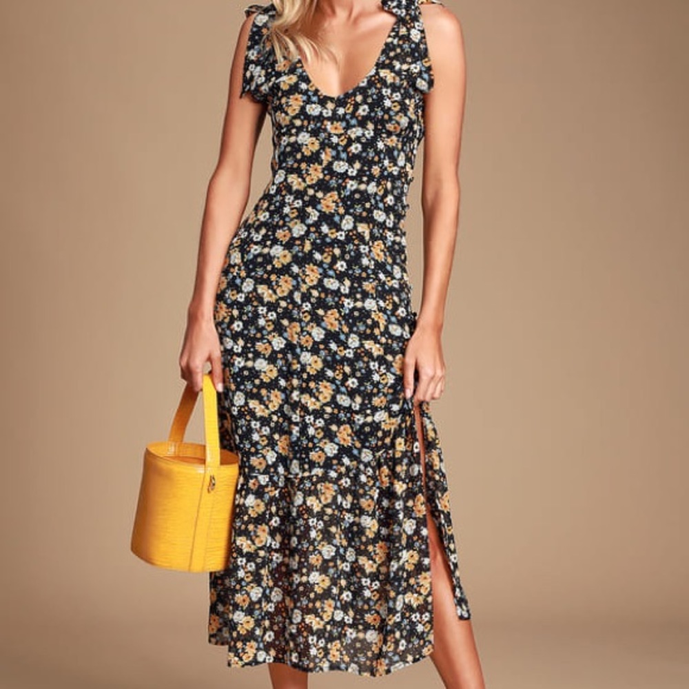 Lulu’s Black Floral Print Tie-Strap Midi Dress